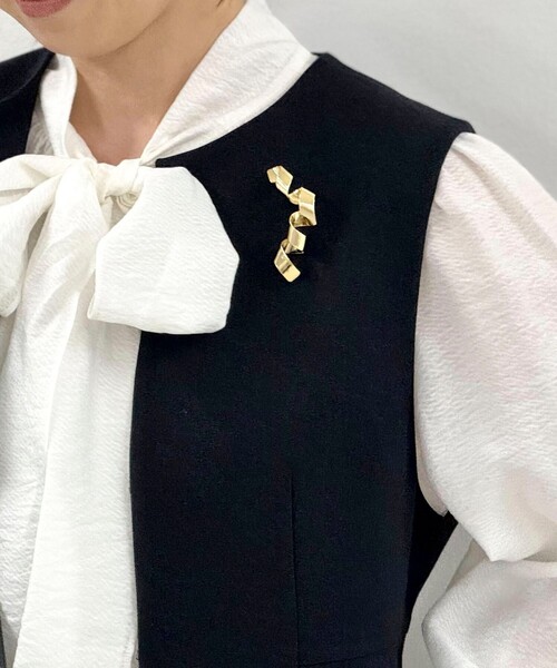 NOLLEY’S（ノーリーズ）の「【grace grace/グラスグラス】スクリューブローチ（ブローチ/コサージュ・レディース・ゴールド/シルバー・FREE）」の4枚目の写真