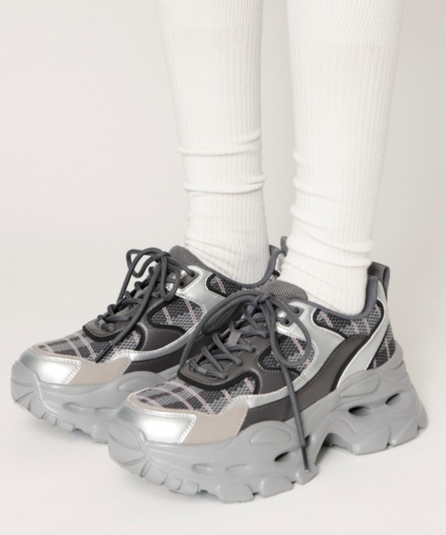 SLY（スライ）の「【2026SS新作】AIR CORE KNIT SNEAKER エアー コア ニット スニーカー 冬服 春服（スニーカー・レディース・ブラック/グレー系その他2・LARGE/MEDIUM/SMALL）」の2枚目の写真