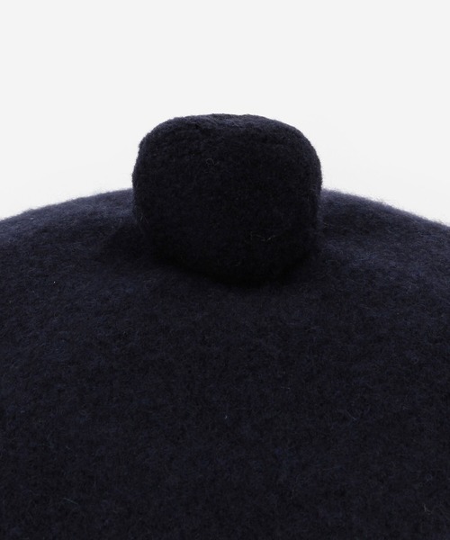 ROBERT MACKIE（ロバートマッキー）の「MACKIE | ポンポン ウール フェルトベレー UNISEX（ハンチング/ベレー帽・レディース・ネイビー/ブラック・F）」の7枚目の写真