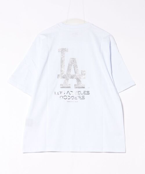 NEW ERA（ニューエラ）の「ニューエラ 半袖Tシャツ オーバーサイズ 空山基コラボMLB（Tシャツ/カットソー・メンズ・ホワイト/ブラウン・L/M/S/XXL/XL）」の6枚目の写真
