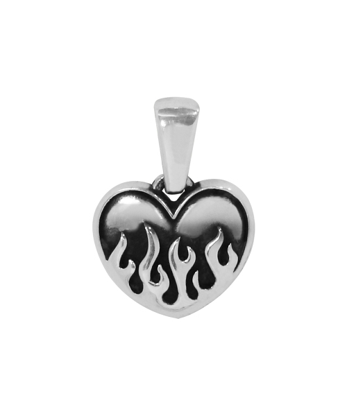 Oldschool Flame Heart Pendant