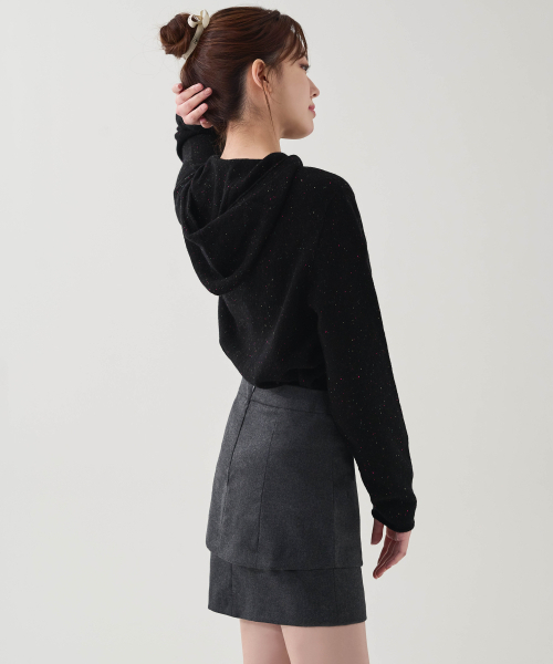 HYEYEONG KIM(ヘヨン キム)の「ウールレイヤードミディスカート-チャコール(スカート・レディース・チャコール・SMALL/MEDIUM/LARGE)」の5枚目の写真