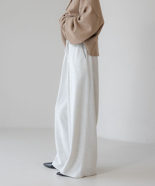 LOWRYS FARM（ローリーズファーム）の「Ｗウエストスウェットワイドパンツ　640899（スウェットパンツ・レディース・グレー/ライトグレー/ネイビー・FREE）」の9枚目の写真