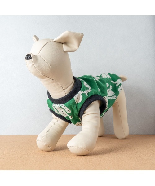 tone(トーン)の「【muumdog】【犬服】サボテン柄ジャガードタンク|やわらか伸縮◎個性派グリーン×ブラックリブ(SU)(ペットウェア・レディース・グリーン/グリーン系その他・X-SMALL/FREE)」の4枚目の写真