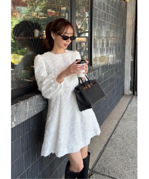 LUDICRUM(ルーディクルム)の「Botanical jacquard dress(ワンピース・レディース・ブラック/ホワイト・S/M)」の2枚目の写真