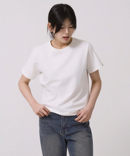 SAYUU(サユ)の「ベーシックテンション半袖Tシャツアイボリー(Tシャツ/カットソー・レディース・アイボリー・FREE)」の2枚目の写真