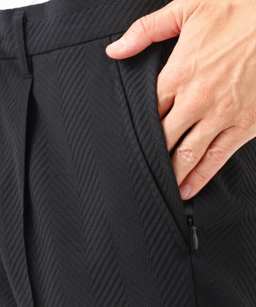 MICHEL KLEIN HOMME (ミッシェルクランオム)の「【セットアップ】ビックへリンボンスラックスパンツ(スラックス・メンズ・ブラック・MEDIUM/LARGE/X-LARGE)」の11枚目の写真