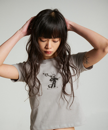 HIDDEN BEHIND（ヒドゥンビハインド）の「ラッキーデビル クロップTシャツ（Tシャツ/カットソー）」