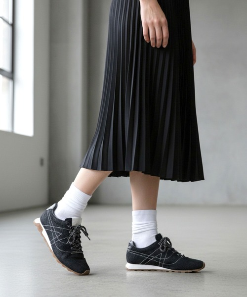 ASH（アッシュ）の「ASH/アッシュ【KATE】レースフラットスニーカー フラットソール 3cmヒール（スニーカー・レディース・ブラック・38/37/36）」の3枚目の写真