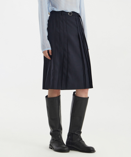 YOUTH(ユース)の「Pleats Midi Skirt - Navy(スカート・レディース・その他・M/L)」の1枚目の写真