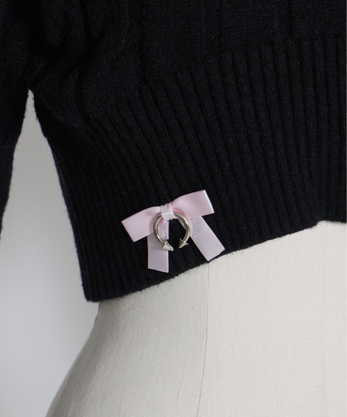 AVENCHUMU(アバンチュウム)の「Brass knuckle cable knit tops(ニット/セーター・レディース・ホワイト/ピンク/ブラック・FREE)」の17枚目の写真