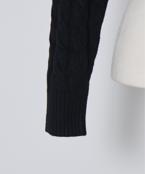 AVENCHUMU(アバンチュウム)の「Brass knuckle cable knit tops(ニット/セーター・レディース・ホワイト/ピンク/ブラック・FREE)」の19枚目の写真