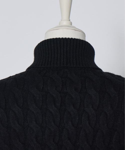 AVENCHUMU(アバンチュウム)の「Brass knuckle cable knit tops(ニット/セーター・レディース・ホワイト/ピンク/ブラック・FREE)」の20枚目の写真