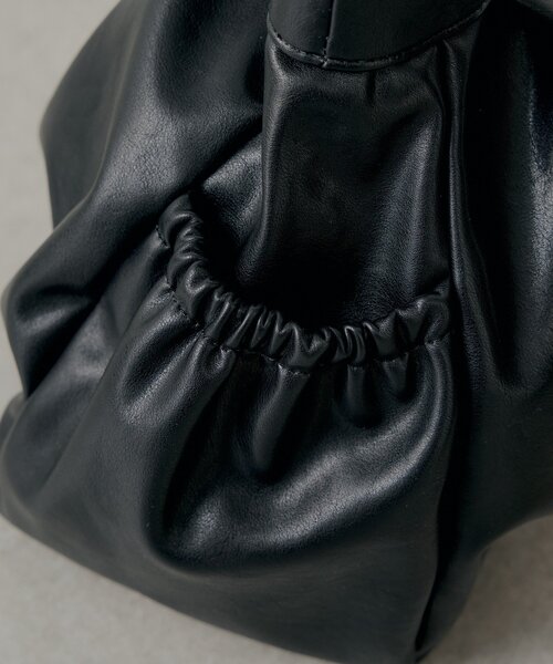 Chico(チコ)の「BIGギャザートートバッグ(トートバッグ・レディース・ピンク系その他3/ブラック/アイボリー/ベージュ系その他3・FREE)」の12枚目の写真