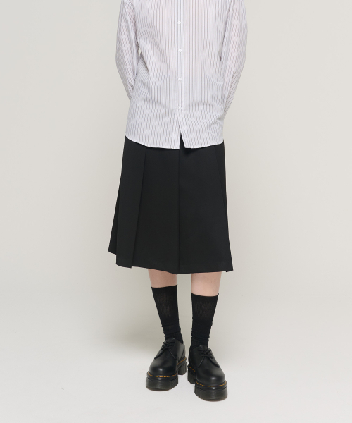 CARGOBROS FOR WOMAN（カーゴブロスフォーウィメン）の「Aラインミディプリーツスカート（ブラック）（スカート・レディース・その他・SMALL/MEDIUM）」の2枚目の写真