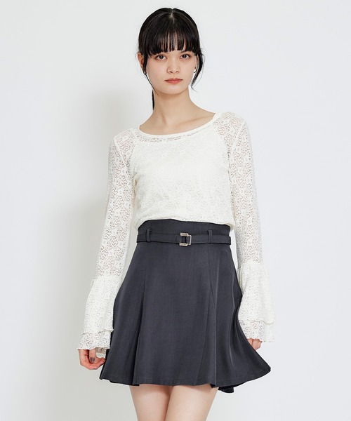 REDYAZEL(レディアゼル)の「ボリュームスリーブシアーレースブラウス×ベーシックキャミソール(Tシャツ/カットソー・レディース・キナリ/ホワイト/ブラック・FREE)」の13枚目の写真