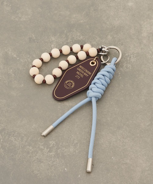 CIAOPANIC TYPY（チャオパニックティピー）の「合皮プレートチャーム（キーホルダー・レディース・シルバー/ブルー/イエロー・ONE SIZE）」の9枚目の写真