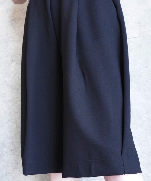 k3&co.（ケイスリーアンドコー）の「Loose half pants（スウェットパンツ・レディース・グレー/Black・ONE SIZE）」の12枚目の写真