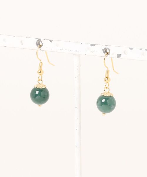 チャイハネ(チャイハネ)の「【チャイハネ】翡翠玉ピアス(ピアス(両耳用)・レディース・ゴールド/シルバー・FREE)」の2枚目の写真