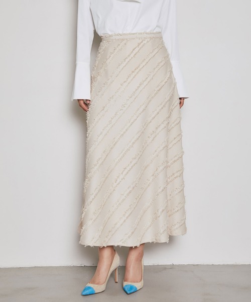 &. NOSTALGIA（アンドドットノスタルジア）の「フリンジタイトフレアスカート（スカート・レディース・ベージュ/ブラック・M）」の2枚目の写真