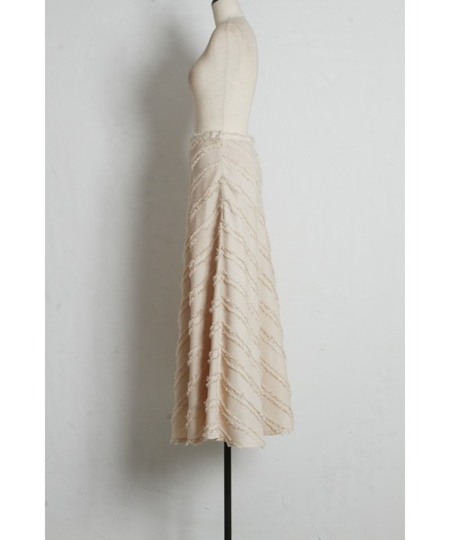 &. NOSTALGIA（アンドドットノスタルジア）の「フリンジタイトフレアスカート（スカート・レディース・ベージュ/ブラック・M）」の10枚目の写真