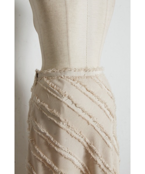 &. NOSTALGIA（アンドドットノスタルジア）の「フリンジタイトフレアスカート（スカート・レディース・ベージュ/ブラック・M）」の12枚目の写真
