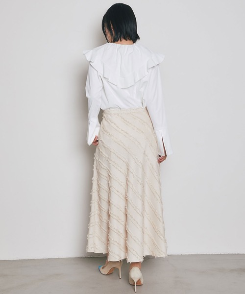 &. NOSTALGIA（アンドドットノスタルジア）の「フリンジタイトフレアスカート（スカート・レディース・ベージュ/ブラック・M）」の5枚目の写真