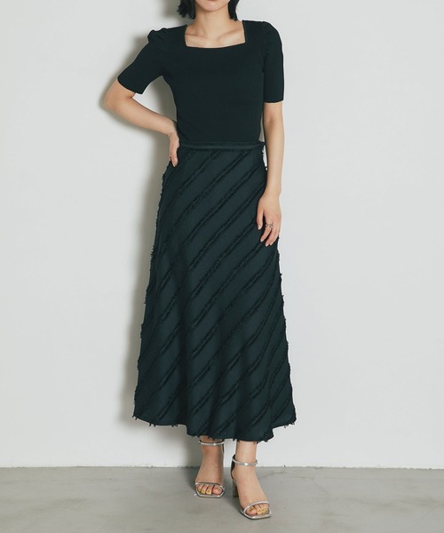 &. NOSTALGIA（アンドドットノスタルジア）の「フリンジタイトフレアスカート（スカート・レディース・ベージュ/ブラック・M）」の6枚目の写真