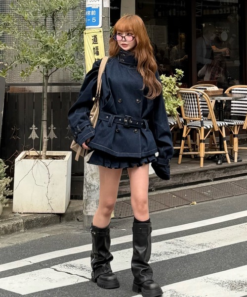 RAY CASSIN(レイカズン)の「ショート丈ルーズトレンチコート(トレンチコート・レディース・ネイビー・FREE)」の8枚目の写真