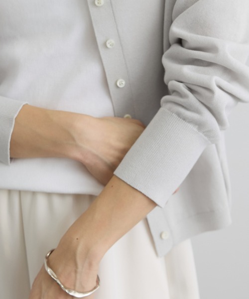 SALON adam et rope'（サロン アダム エ ロペ）の「【WEB限定】ドライタッチスキッパーカーディガン（カーディガン/ボレロ・レディース・ネイビー/ブラウン/グレー系その他・FREE）」の10枚目の写真