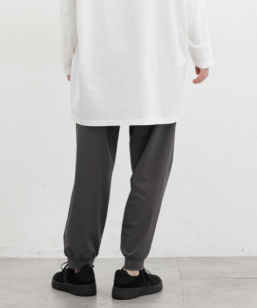 Honeys(ハニーズ)の「【ハニさら・アクティブウェア・接触冷感・吸水速乾・UVカット】快適クールイージーパンツ(その他パンツ・レディース・ブラック/ネイビー/スミクロ・S/M/LL/L/3L)」の19枚目の写真