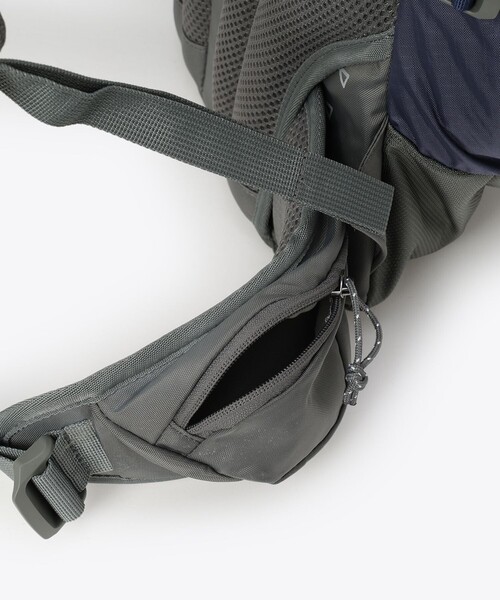 Columbia(コロンビア)の「撥水 Columbia/ワイルドウッドハイツWF 30L バックパック(リュック)/コロンビア(バックパック/リュック・レディース・ネイビー/ブラック/ブルー・ONE SIZE)」の4枚目の写真