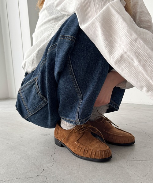 CANAL JEAN（キャナルジーン）の「El mar　フェイクスウェードモカシン（モカシン/デッキシューズ・レディース・ブラック/キャメル・23.5/24.5/24）」の5枚目の写真