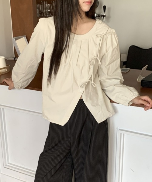 Vipoa（ヴィポア）の「Lace up ribbon shirt（シャツ/ブラウス・レディース・アイボリー/グレー・FREE）」の11枚目の写真