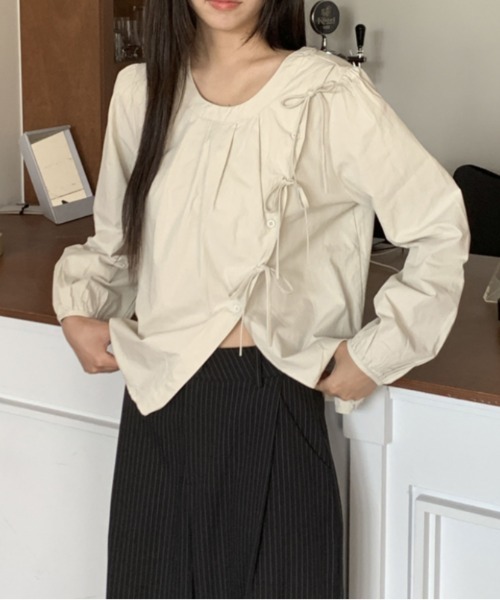 Vipoa（ヴィポア）の「Lace up ribbon shirt（シャツ/ブラウス・レディース・アイボリー/グレー・FREE）」の13枚目の写真
