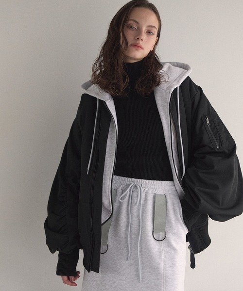 MIELI INVARIANT(ミエリインヴァリアント)の「Brush Sweat Zip Hoodie(パーカー・レディース・ブラック/ライトグレー・FREE)」の18枚目の写真