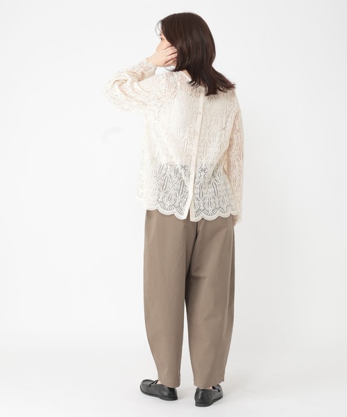 studio CLIP(スタディオクリップ)の「ベルスリーブレースブラウス(シャツ/ブラウス・レディース・カーキ/オフホワイト/チャコール・FREE)」の7枚目の写真