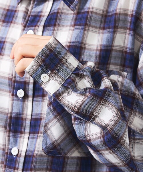 UNIVERSAL OVERALL（ユニバーサルオーバーオール）の「【UNIVERSAL OVERALL / ユニバーサルオーバーオール】オンブレチェック シャツ / ユニセックス/U2613190（シャツ/ブラウス・メンズ・ネイビー/グレー・M）」の8枚目の写真