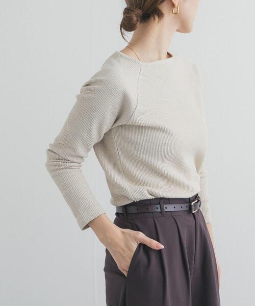 URBAN RESEARCH DOORS（アーバンリサーチドアーズ）の「スクエアネックプルオーバー（Tシャツ/カットソー・レディース・ライトベージュ・FREE）」の4枚目の写真