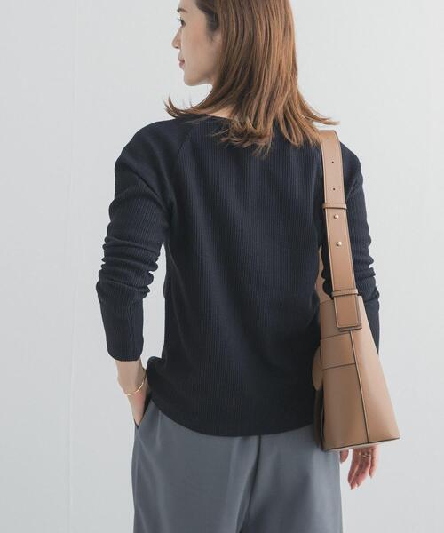 URBAN RESEARCH DOORS（アーバンリサーチドアーズ）の「スクエアネックプルオーバー（Tシャツ/カットソー・レディース・ライトベージュ・FREE）」の19枚目の写真