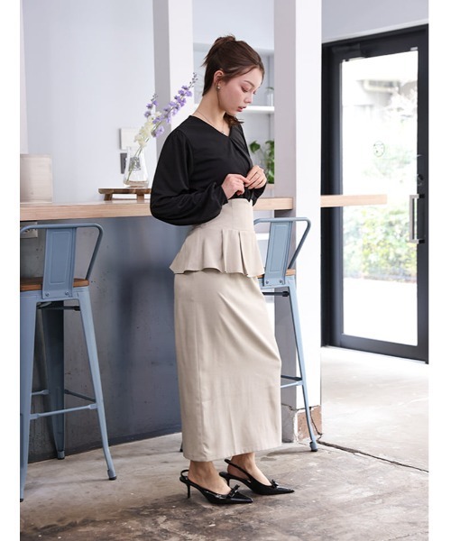 fifth（フィフス）の「【cho____07セレクト】 ファスナー付きペプラムナロースカート（スカート・レディース・ブルー/グレイッシュベージュ/ネイビー・XS/M）」の7枚目の写真