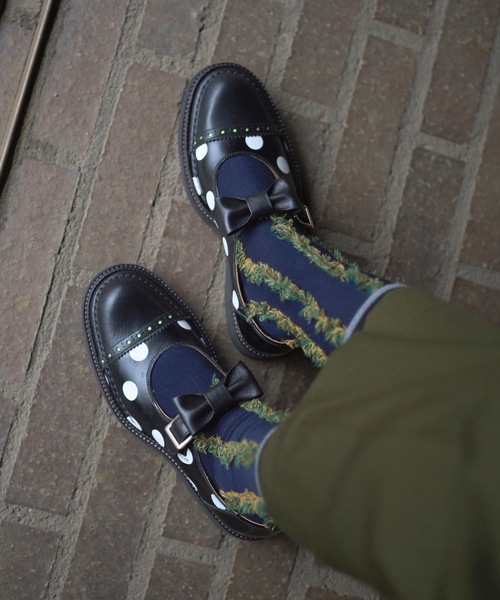 JUCO.（ジュコ）の「フォーユーストラップシューズ（ブーツ・レディース・ブラック×ホワイト・23cm/23.5cm/24cm/24.5cm/25cm）」の3枚目の写真