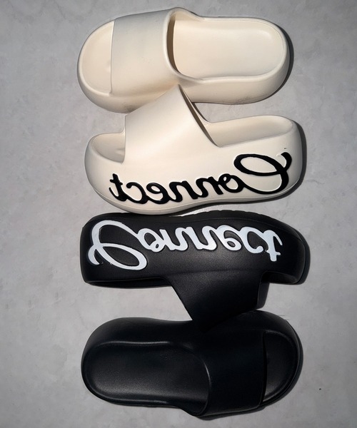 me+em select(ミームセレクト)の「レタリングロゴ厚底スライドサンダル / lettering logo platform slide sandals(サンダル・レディース・アイボリー/ブラック/ピンク・LARGE/MEDIUM/SMALL)」の6枚目の写真