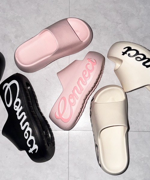 me+em select(ミームセレクト)の「レタリングロゴ厚底スライドサンダル / lettering logo platform slide sandals(サンダル・レディース・アイボリー/ブラック/ピンク・LARGE/MEDIUM/SMALL)」の4枚目の写真