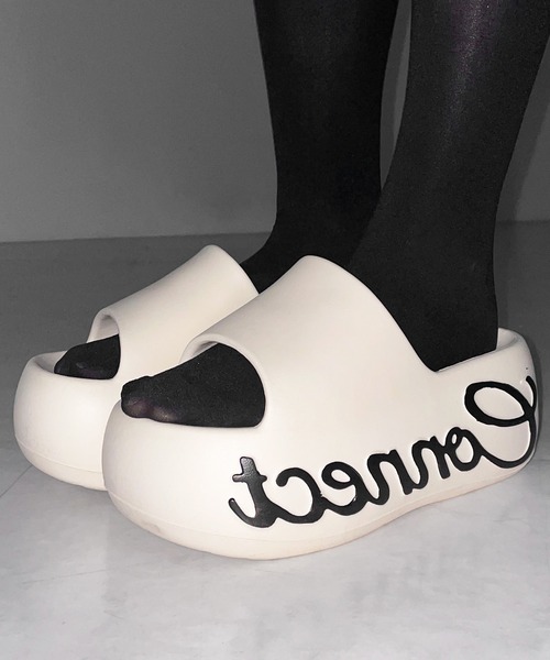 me+em select(ミームセレクト)の「レタリングロゴ厚底スライドサンダル / lettering logo platform slide sandals(サンダル・レディース・アイボリー/ブラック/ピンク・LARGE/MEDIUM/SMALL)」の15枚目の写真