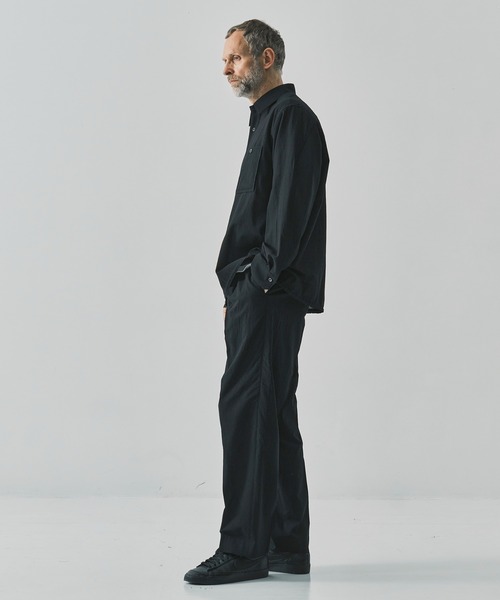 IRENISA(イレニサ)の「【irenisa/イレニサ】別注ONE TUCKS STRAIGHT TROUSERS(スラックス・メンズ・ライトグレー/ブラック・2/3)」の7枚目の写真
