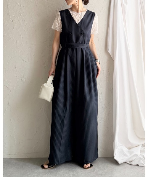 She's Closet(シーズクローゼット)の「フロントボタン ジレ風 ピンストライプ オールインワン ワイドパンツ サロペット(サロペット/オーバーオール・レディース・ブラック/チャコールグレー/ネイビー・FREE)」の14枚目の写真