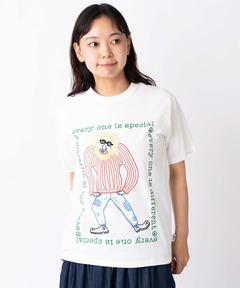 7.4oz every one is special 刺繍TEE