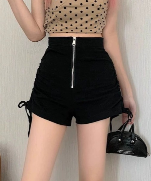 Teem Store(チームストア)の「サイドギャザーストレッチフロントZIPショートパンツ(その他パンツ・レディース・ブラック・M/S)」の9枚目の写真