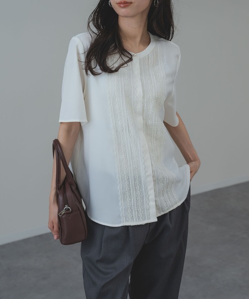 ANNA LUNA（アンナルナ）の「【ANNA LUNA】繊細 レース で華やぐ上品 半袖 ブラウス（シャツ/ブラウス・レディース・オフホワイト/ベージュ/ネイビー・MEDIUM）」の20枚目の写真